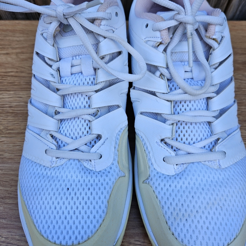 Nike White and Tan Sneakers Women Size 10 - Picture 9 of 16